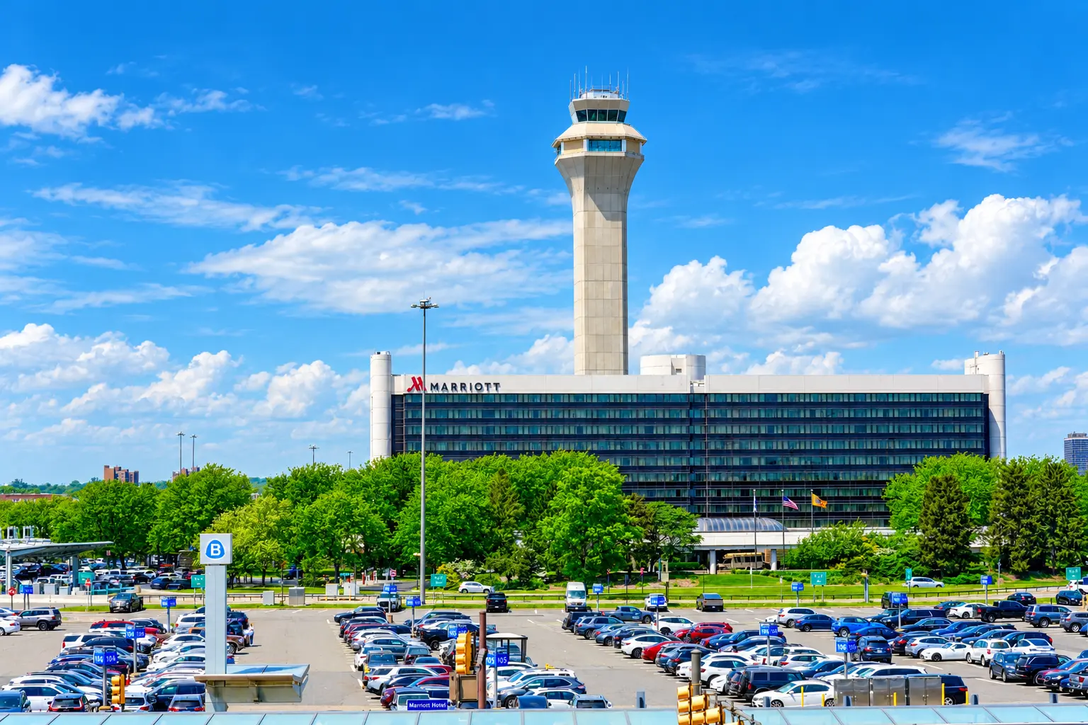 Newark Liberty se extinde: Opt porți noi pentru a descongestiona aeroportul