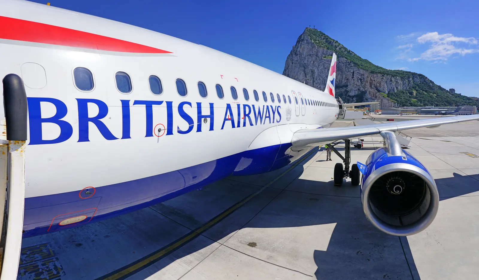 Zborul British Airways spre Chicago s-a întors la Heathrow după o coboare bruscă de 28.000 de picioare