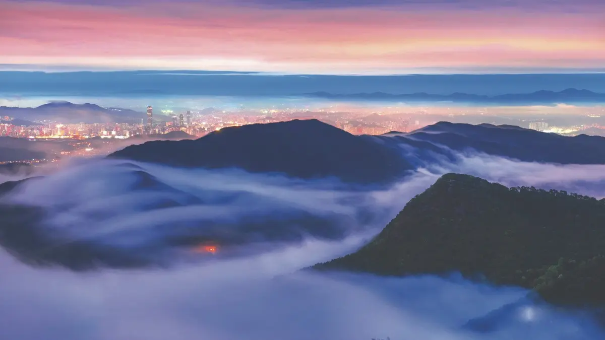Hong Kongul prezintă o experiență spectaculoasă de călătorie Tai Mo Shan cu intrare gratuită pentru călători