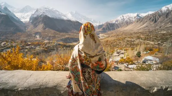 Locuitorii din Hunza, din munții Karakoram, susțin că sunt descendenți ai lui Alexandru cel Mare