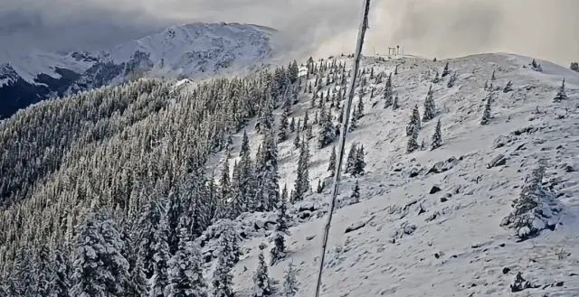 Primele fulgii de zăpadă apar în Valea de Ski Taos