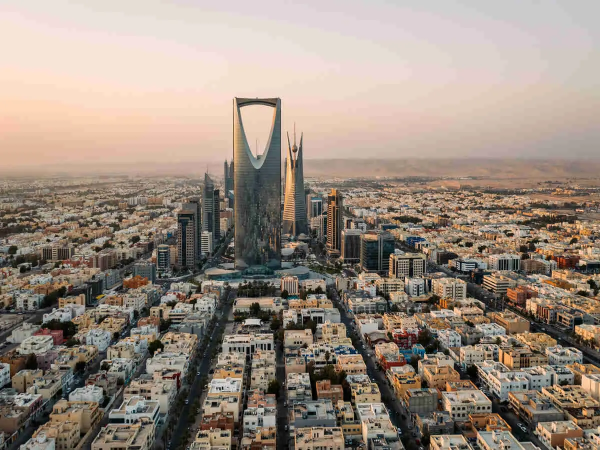 Regatul Unit actualizează avertismentul de călătorie pentru Arabia Saudită