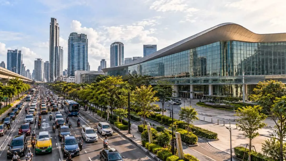 Trafic paralizat în Bangkok: Summitul FMI și Băncii Mondiale provoacă blocaje masive