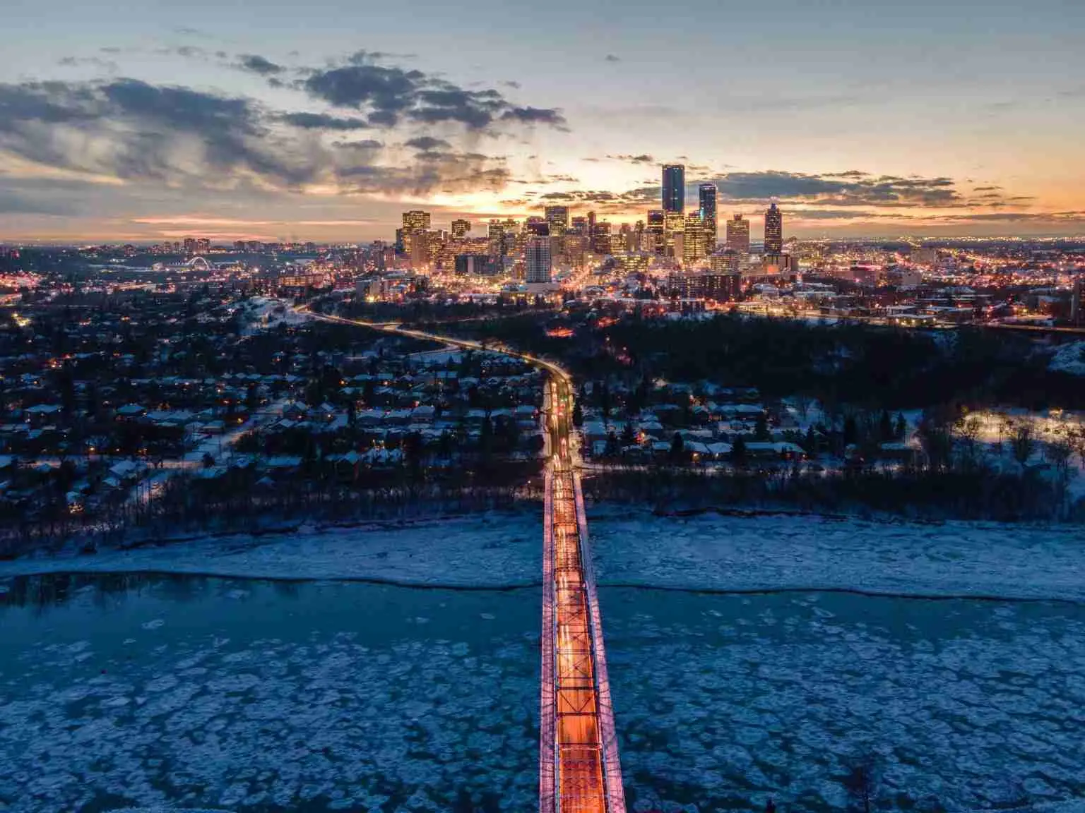 Trenul de mare viteză din Alberta: un nou drum între Calgary și Edmonton
