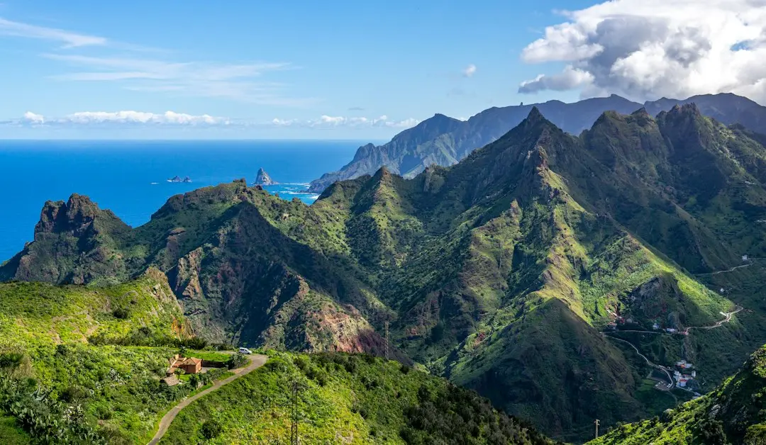 Vacanță în Tenerife: Zbor și cazare la doar 266 de euro de persoană
